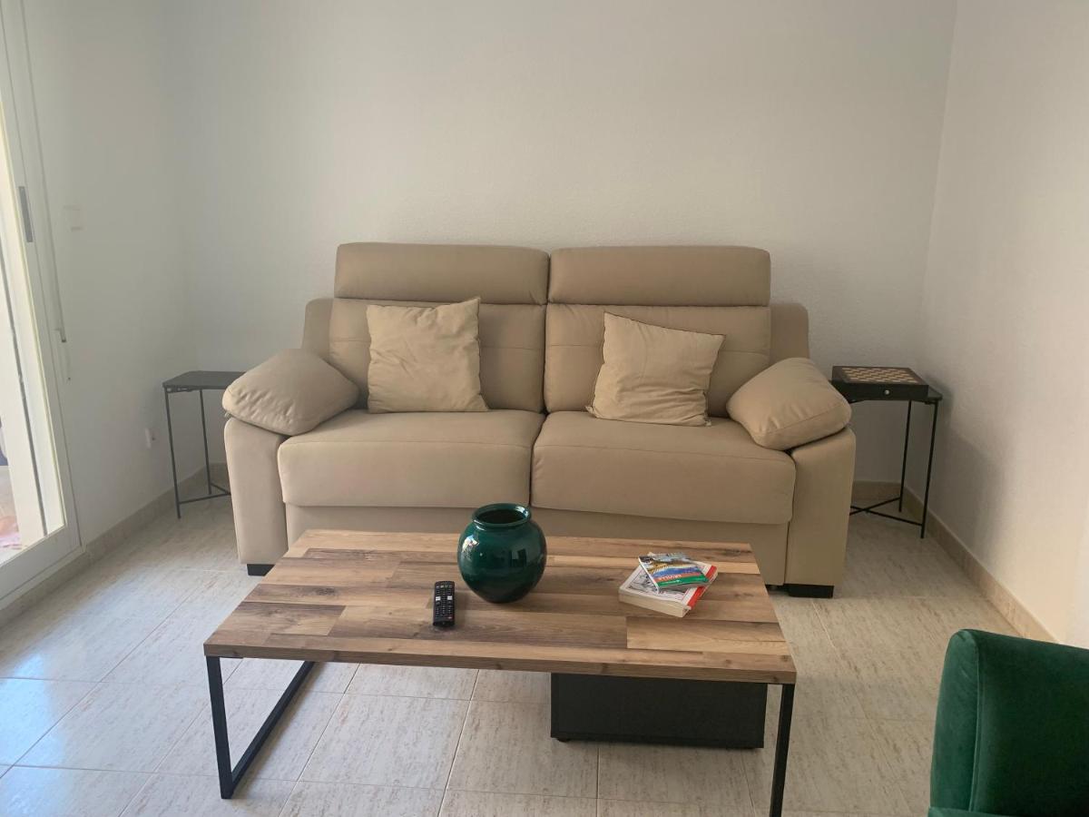 Apartment Plaza Porticada 200m De La Plage *